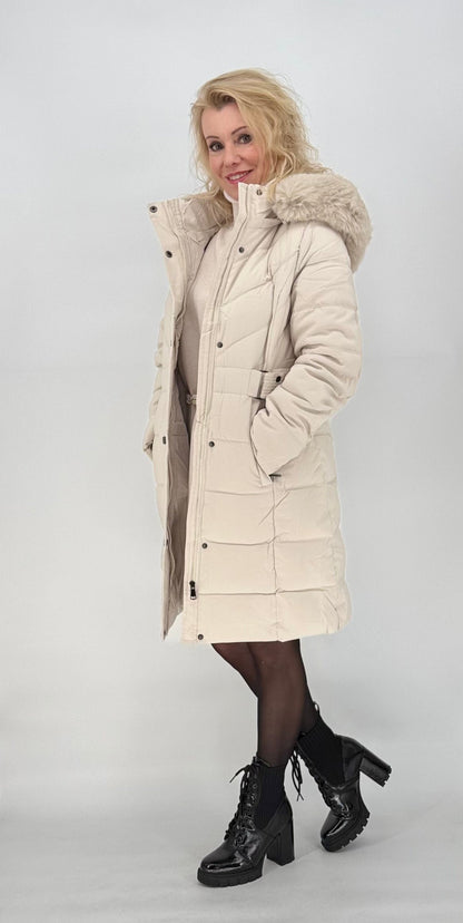 Jacke Creme matt mit Kapuze