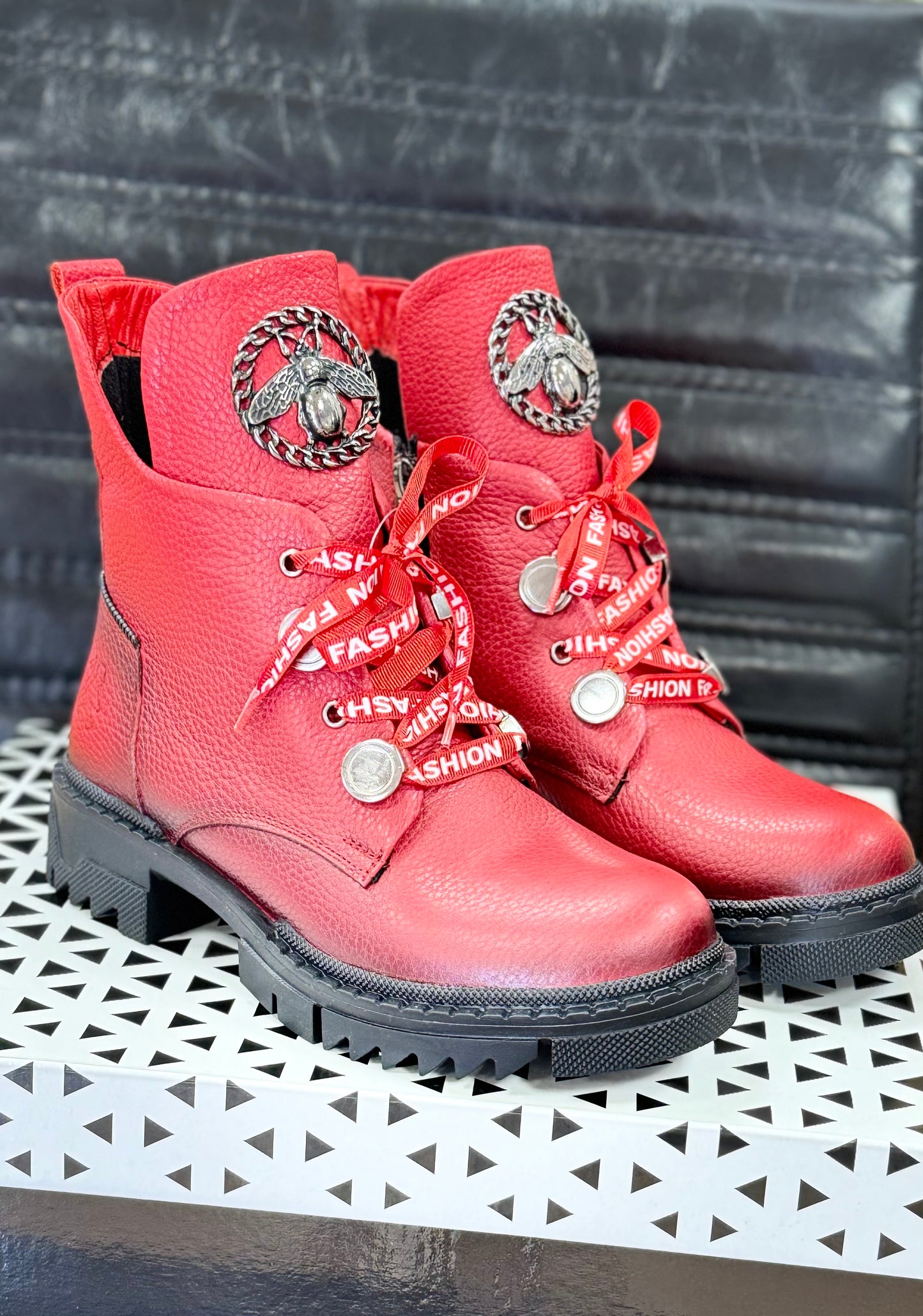 Boots 2go rot Leder