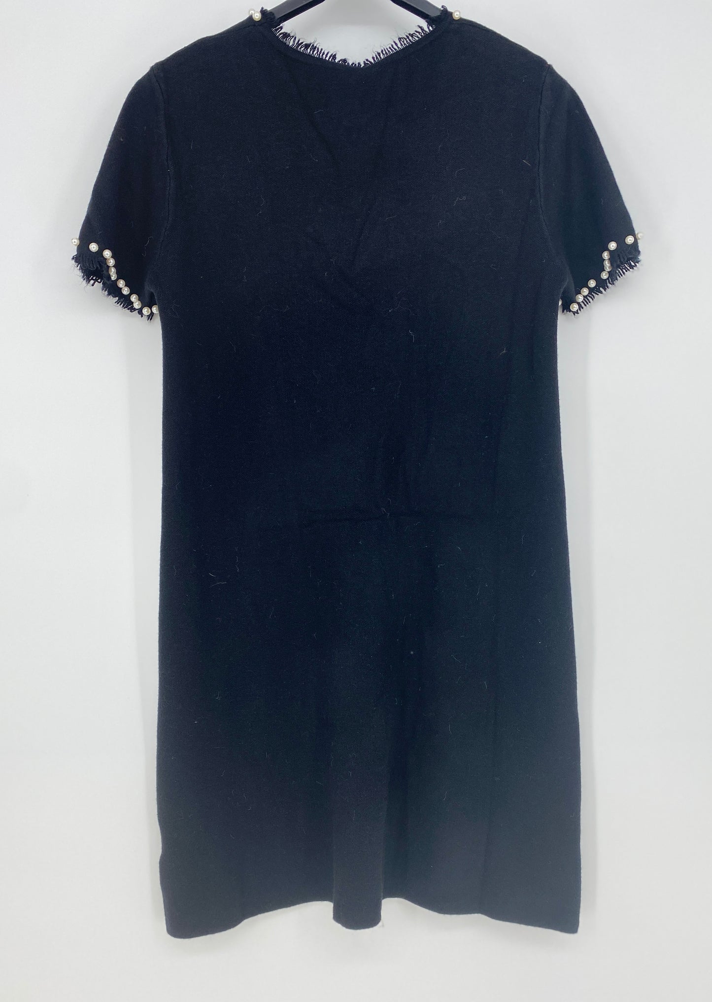 Kleid mit Perlen schwarz