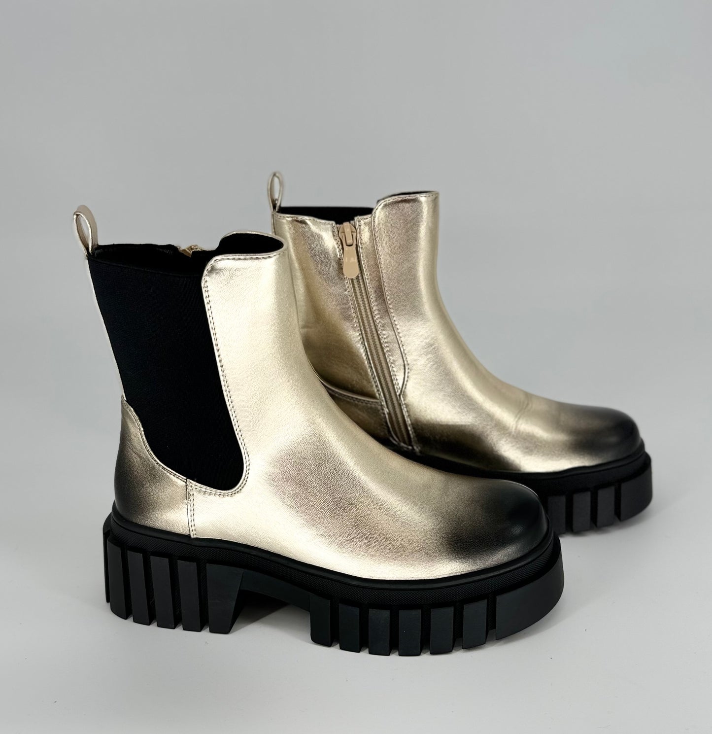 Boots Plateau Sohle gold