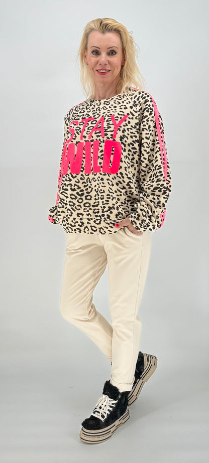 Sweatshirt "Stay Wild" leo/pink