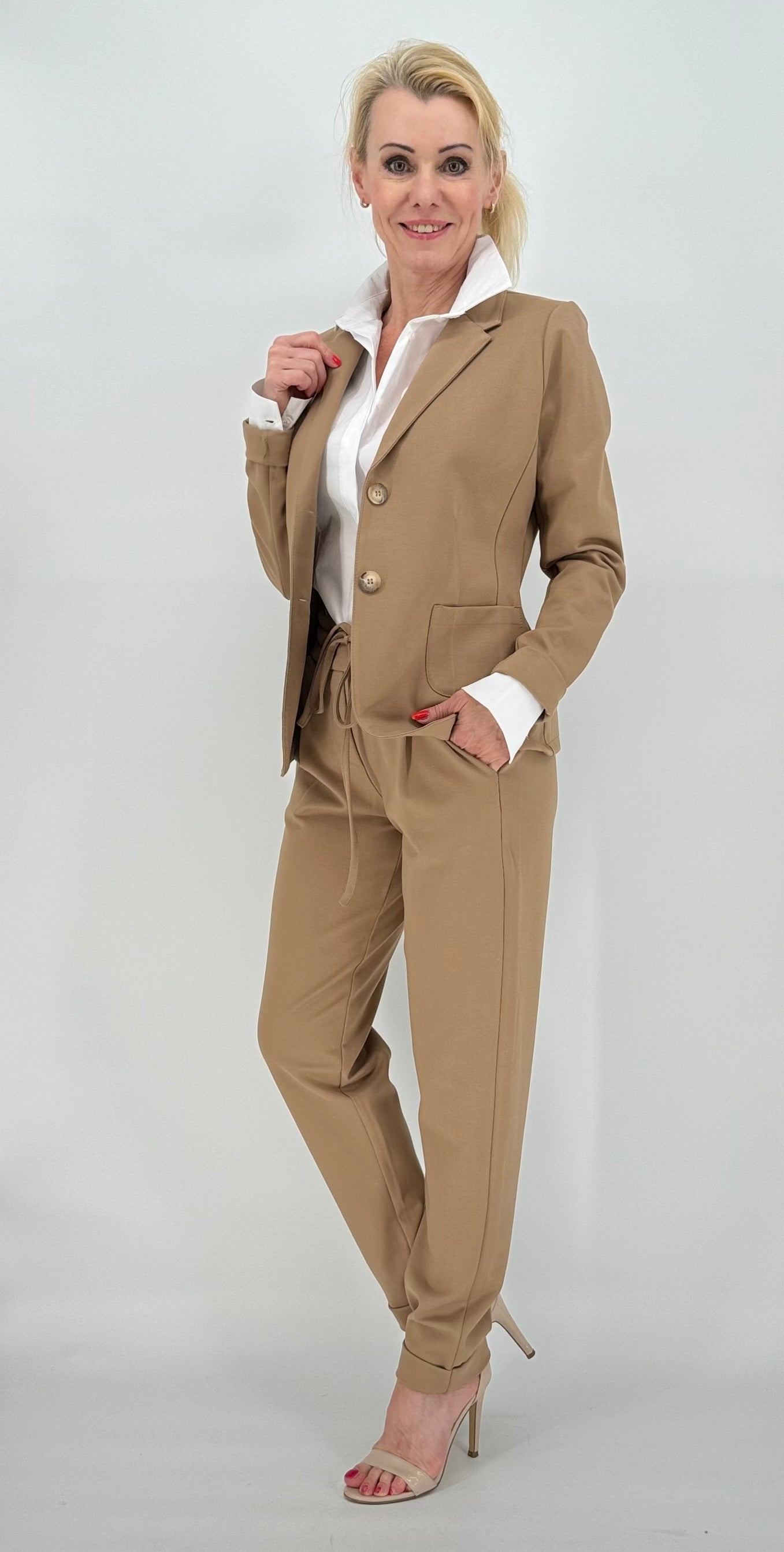 ESViViD Blazer camel