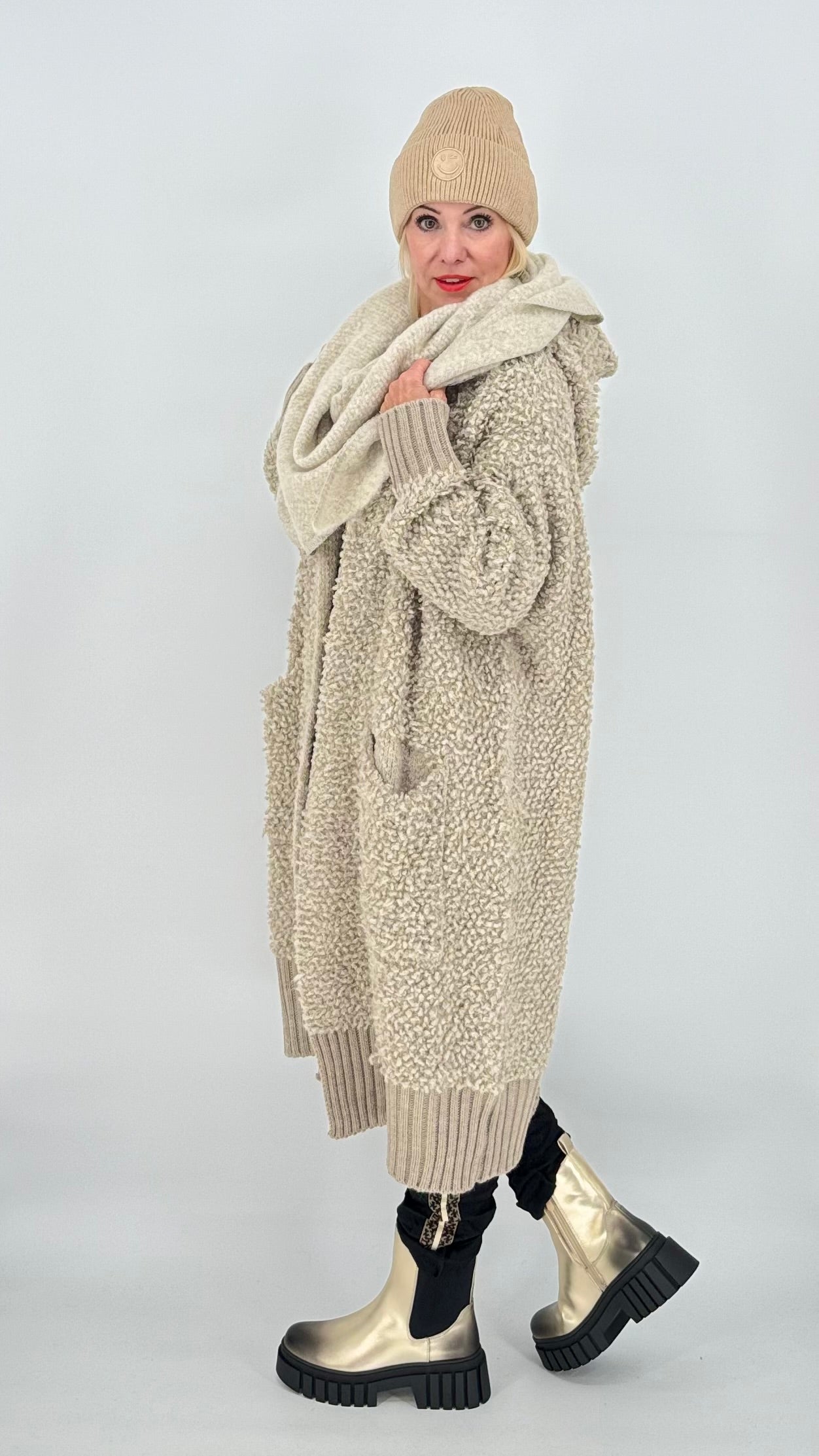 Strickjacke Bouclé dunkelbeige