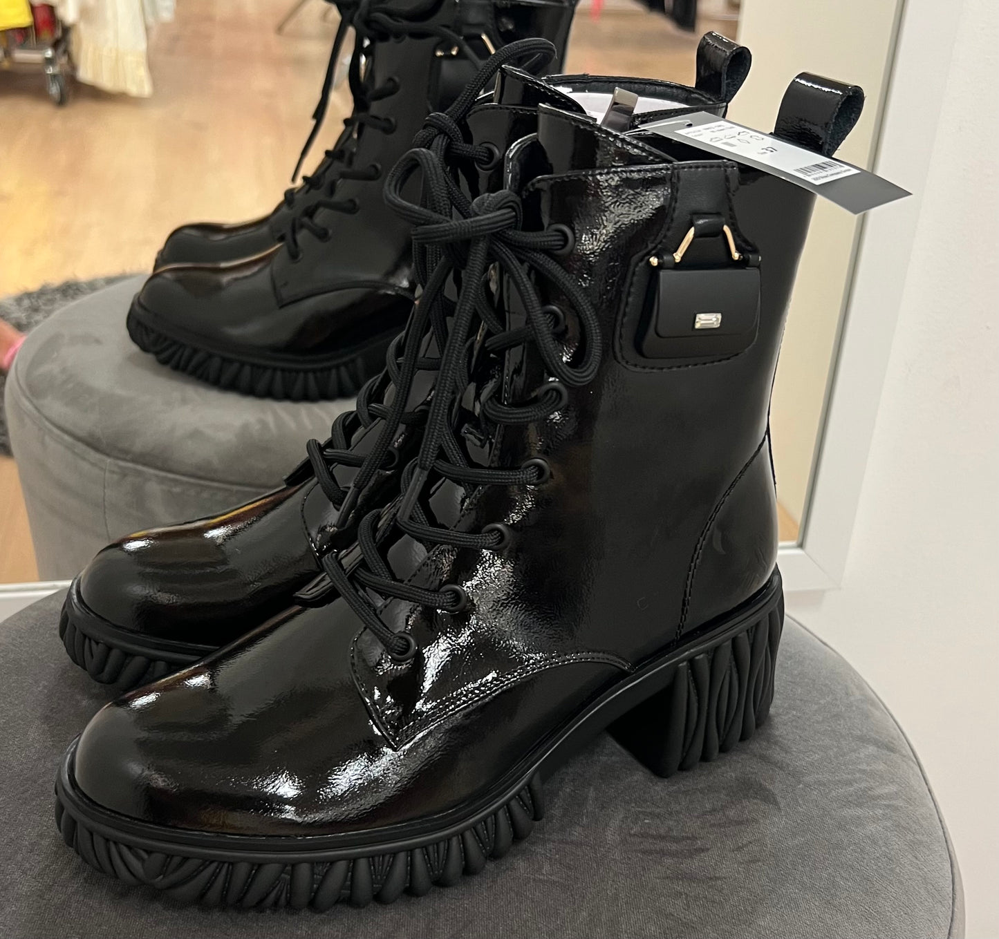 Boots Lackleder Schwarz